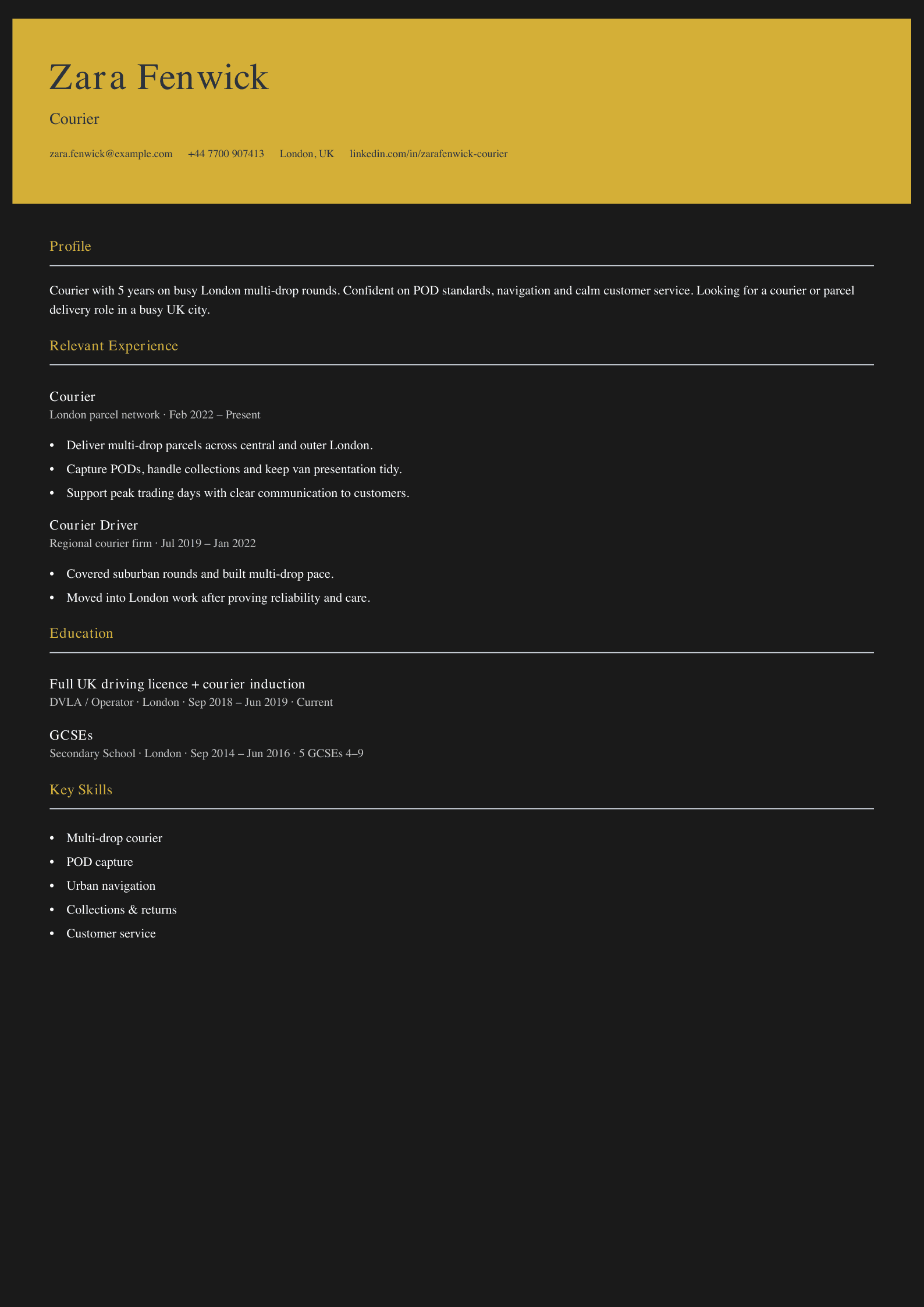 courier CV template